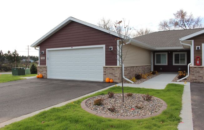 2 beds, 2 baths, 1,103 sqft, $1,880, Unit RT 7250-02