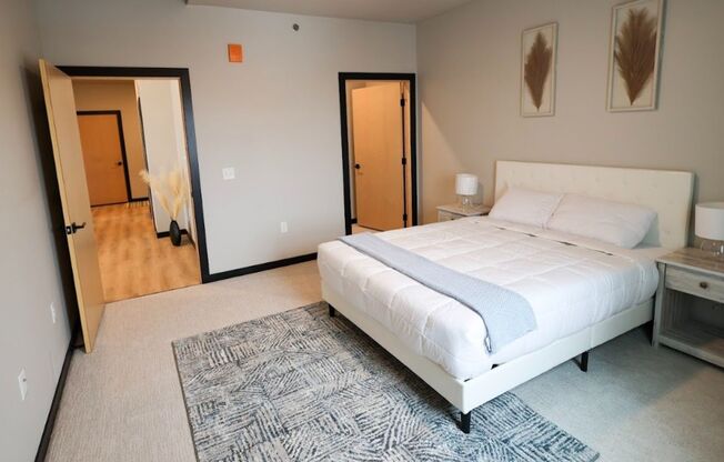 2 beds, 2 baths, 1,144 sqft, $1,895, Unit 3340-205