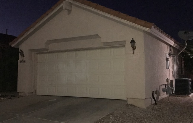 MUST SEE 1 BEDROOM HOME!