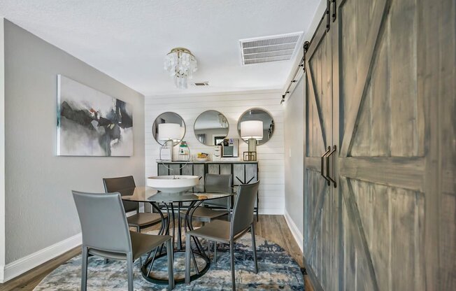 Clubhouse Dining at The Oasis Apartments, Florida
