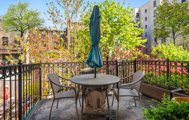 145 W 126 ST