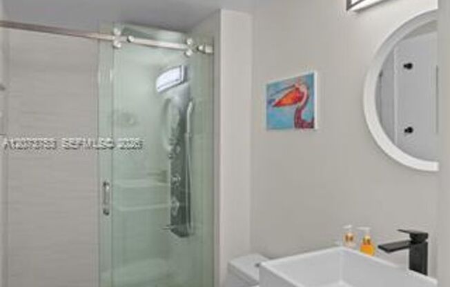 2 beds, 2 baths, $3,000, Unit # 1204
