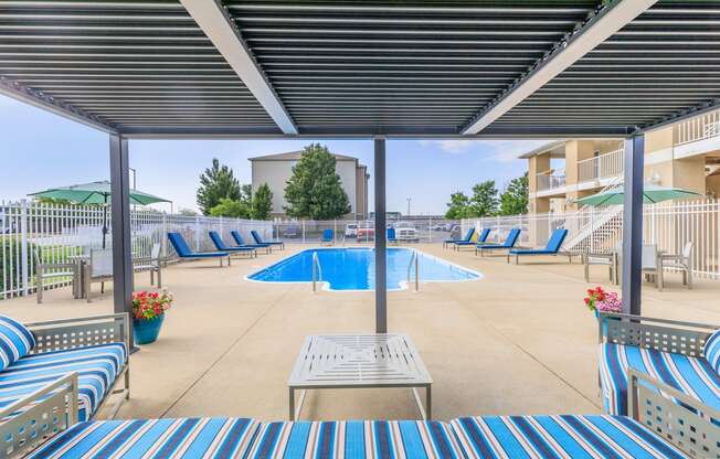 Sandstone Heights Apartments Pool