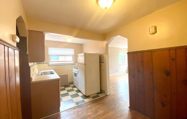 1 bed, 1 bath, 750 sqft, $900, Unit Unit 3