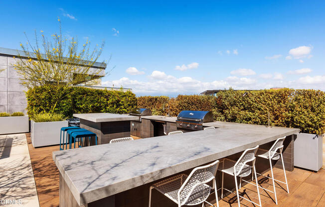 2 beds, 1.5 baths, 1,340 sqft, $4,700, Unit 110