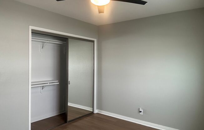 2 beds, 2 baths, 880 sqft, $2,750, Unit H-9