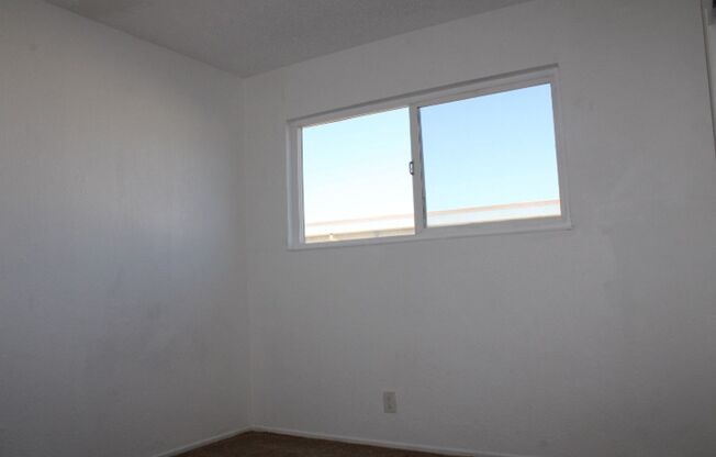 2 beds, 1 bath, $1,850, Unit #4