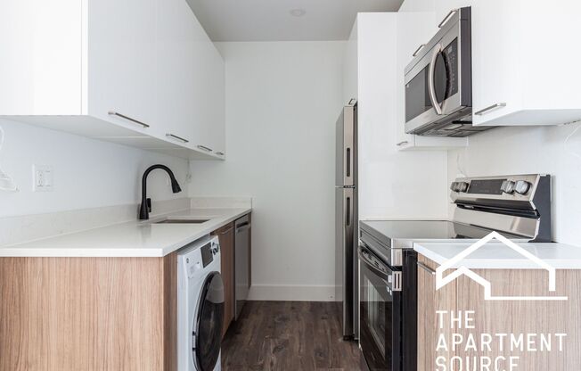 Gut-rehab 1 bedroom in Uptown!