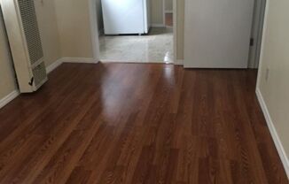 1 bed, 1 bath, $2,000, Unit 1837 S. Myers Street #05