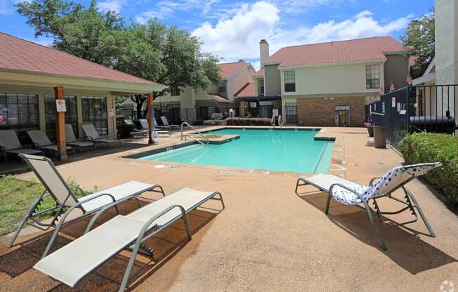 Fielders Crossing Pool Area