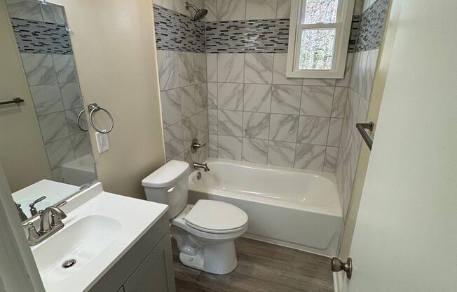 1 bed, 1 bath, 700 sqft, $1,325, Unit #6