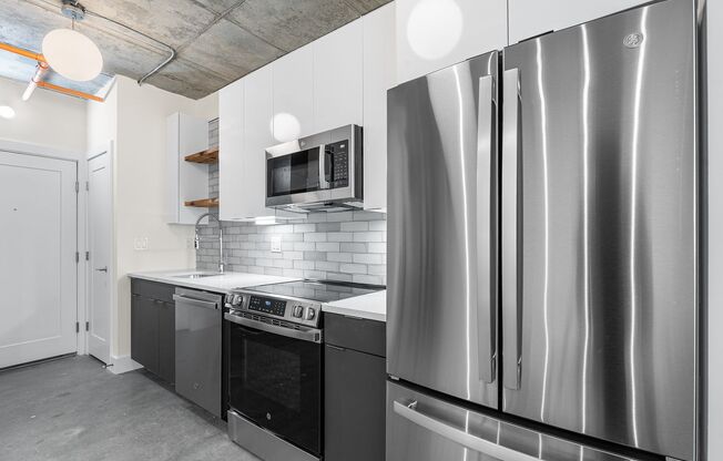 1 bed, 1 bath, 667 sqft, $1,325, Unit 603