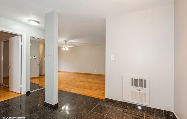 1 bed, 1 bath, 725 sqft, $1,750, Unit 5202-408