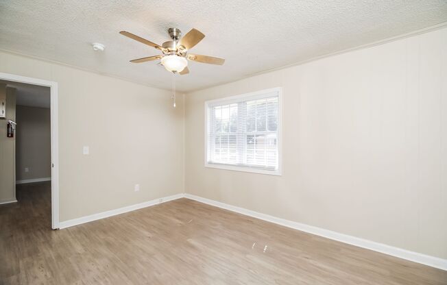 1 bed, 1 bath, 750 sqft, $1,400, Unit A6