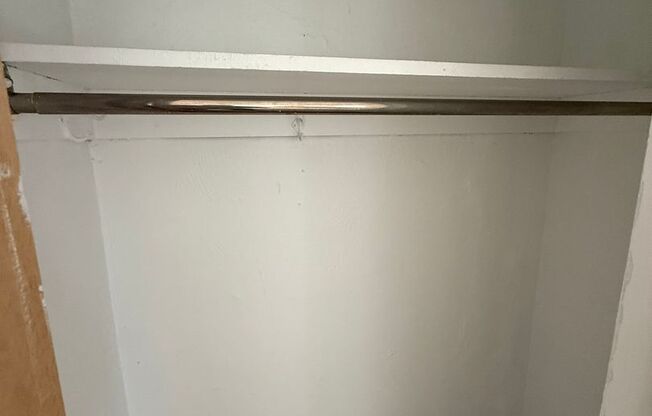 2 beds, 2 baths, 1,772 sqft, $2,200, Unit Old King Edward 61