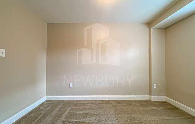 2 beds, 1 bath, 635 sqft, $979, Unit 102-06