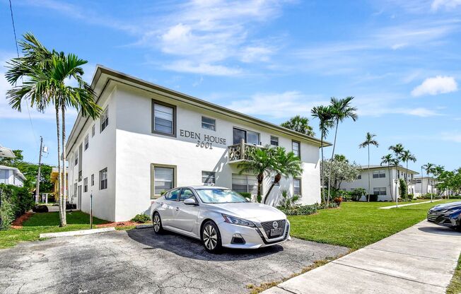 1 bed, 1 bath, 751 sqft, $1,725, Unit 5