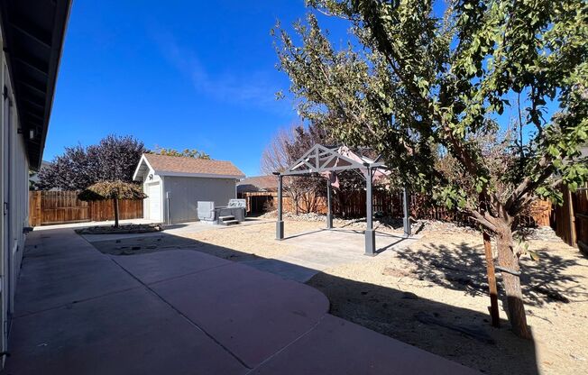 Updated 2 bedroom 2 bath Fernley Home