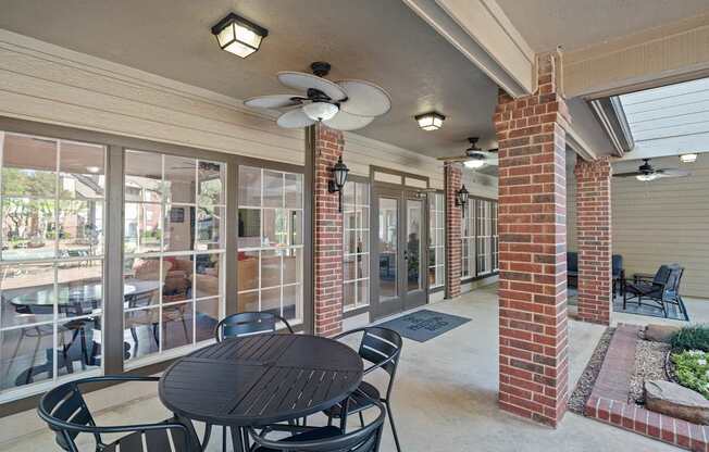 Preston Bend Apartment Homes | Dallas, TX