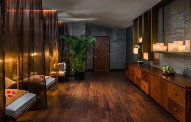 1 bed, 1 bath, $5,000, Unit 63J