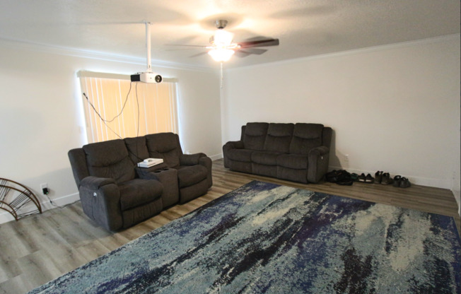 1 bed, 1 bath, 916 sqft, $775