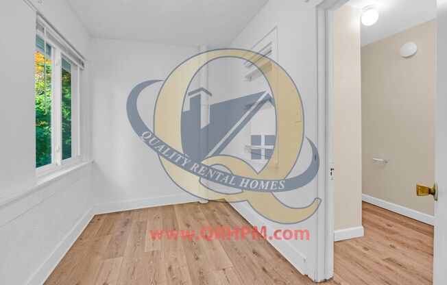 1 bed, 1 bath, $600, Unit 813 E Third St Apt #3