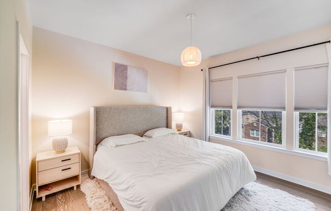 South End Sophistication – Bright & Stylish 3-Bed Townhome with Rooftop Retreat!