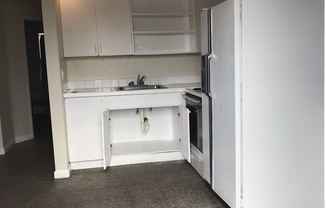 2 beds, 1 bath, 637 sqft, $1,683, Unit 2