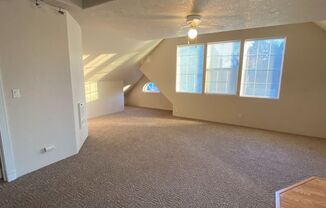 1 bed, 1 bath, $1,195, Unit (upper)