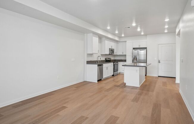 1 bed, 1 bath, $2,335, Unit GP-A 306