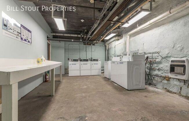 2 beds, 1 bath, $1,100, Unit #41