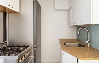 1 bed, 1 bath, $3,500, Unit 8F