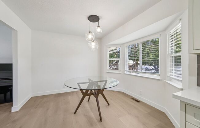 4 beds, 2 baths, $6,495