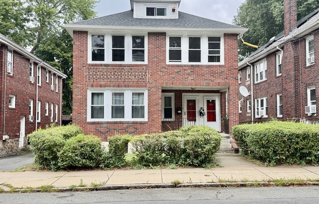 85 COLBORNE RD