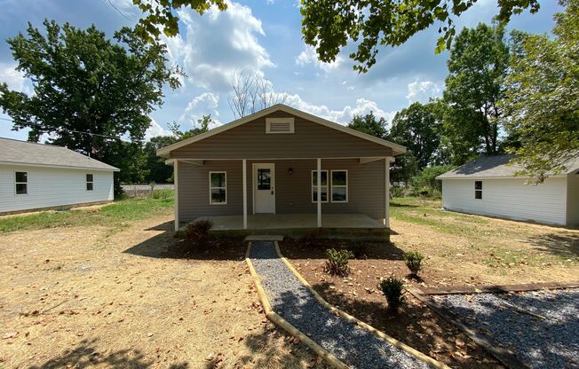 Great home for Rent in Steele, AL....Available to view!