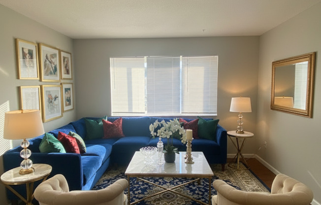 1 Bed/1 Bath Apartment off Hampton Ave!