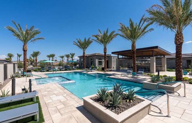 Resort Style Pool & Hot Tub at Avilla Palomino, Glendale, AZ 85302