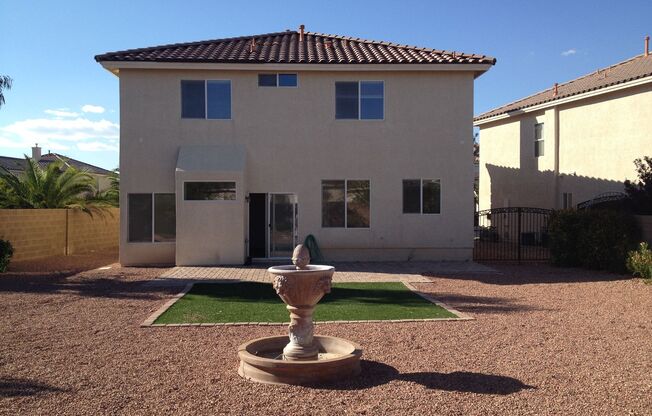 Gorgeous 3Bed/3Bath home located in Royal Highlands!