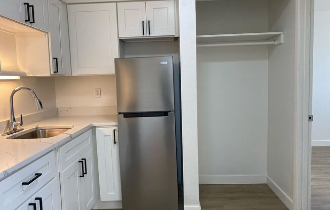 1 bed, 1 bath, 491 sqft, $1,035, Unit Unit 203