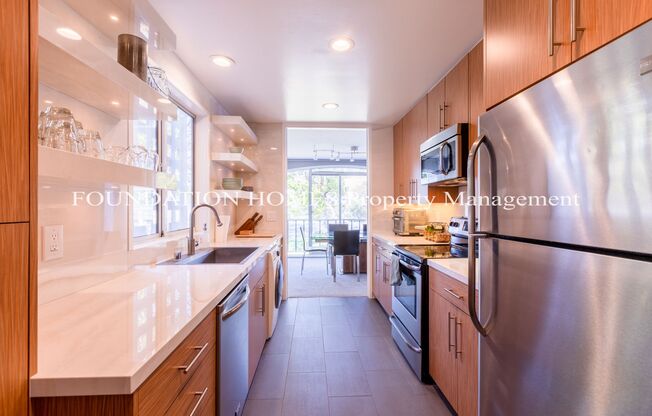 2BR/2BA Waterfront Corner Condo! Storage! Covered Parking! FOUNDATION