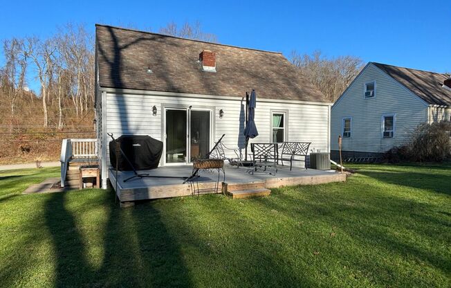 3 beds, 2 baths, $1,695