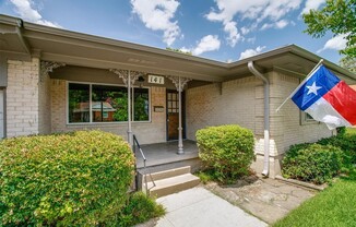 141 CAMELLIA LN