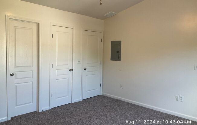 3 beds, 3 baths, 1,332 sqft, $1,800, Unit 03914C-0210