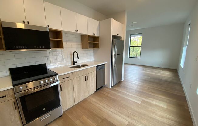 1 bed, 1 bath, 675 sqft, $2,100, Unit The Elm - 608