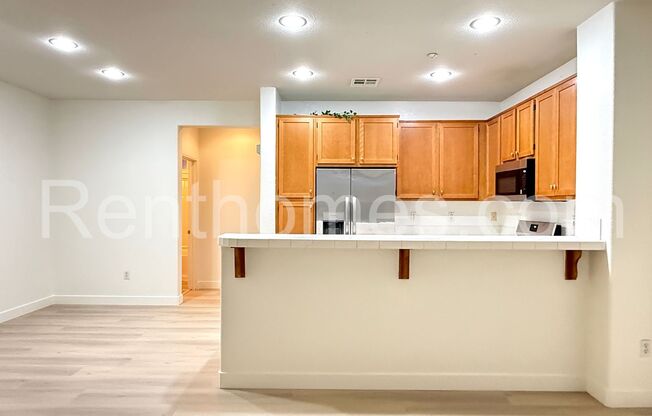 Eastlake, 1603 White Hickory- AC, 2 Car Garage!