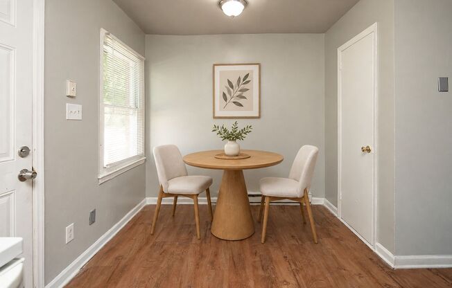 2 beds, 1.5 baths, 900 sqft, $1,200, Unit 3807-3