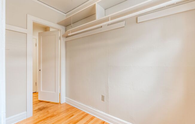Studio, 1 bath, 478 sqft, $1,195, Unit 107