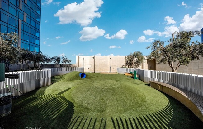 2 beds, 2 baths, 1,305 sqft, $5,150, Unit 2511