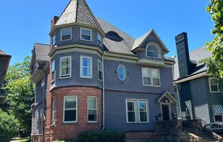 573 West Ferry