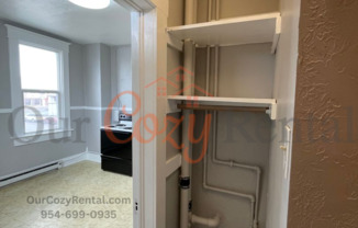 Studio, 1 bath, 392 sqft, $650, Unit 04
